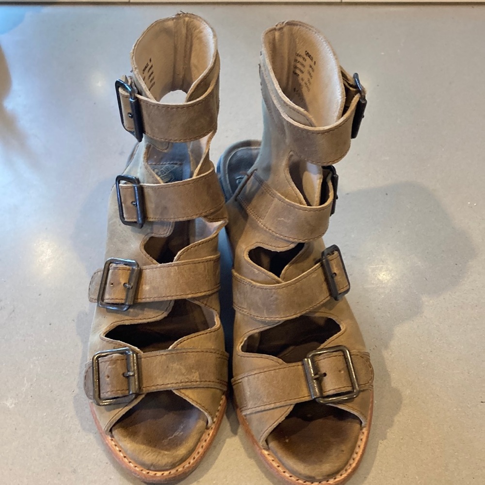 Freebird by Steven worn twice Quail size 8